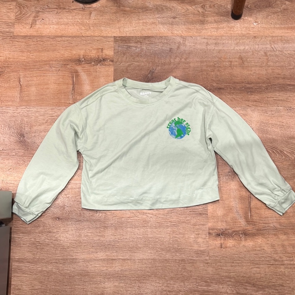 Girls Crop Earth Day Shirt